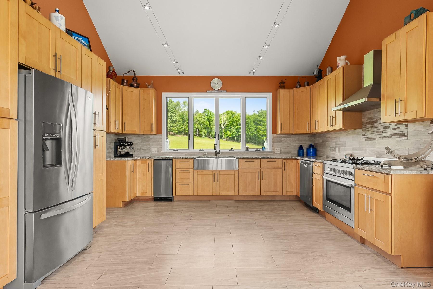 240 A Mountaindale Road Property Photo 6