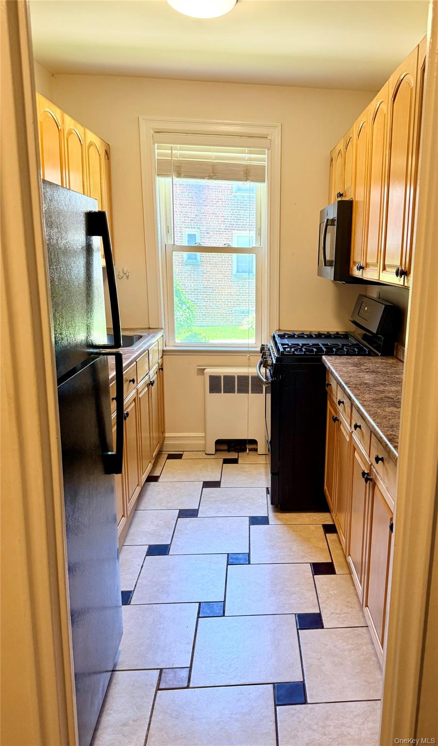 1555 Central Park Avenue H2 Property Photo 5