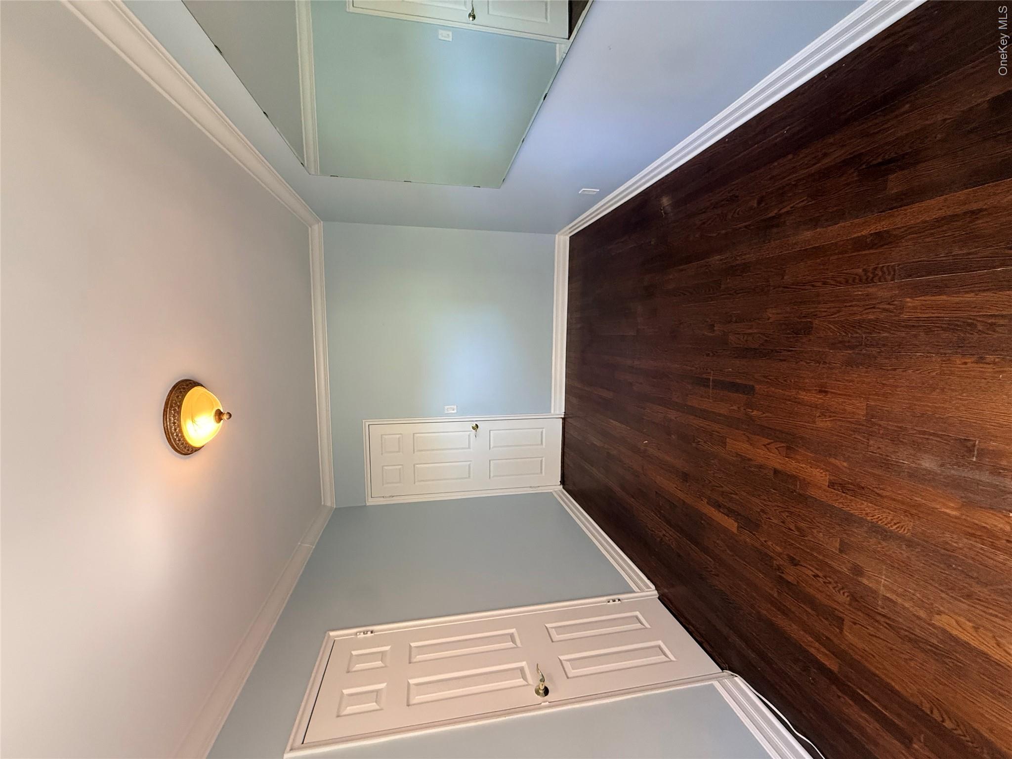 1555 Central Park Avenue H2 Property Photo 14