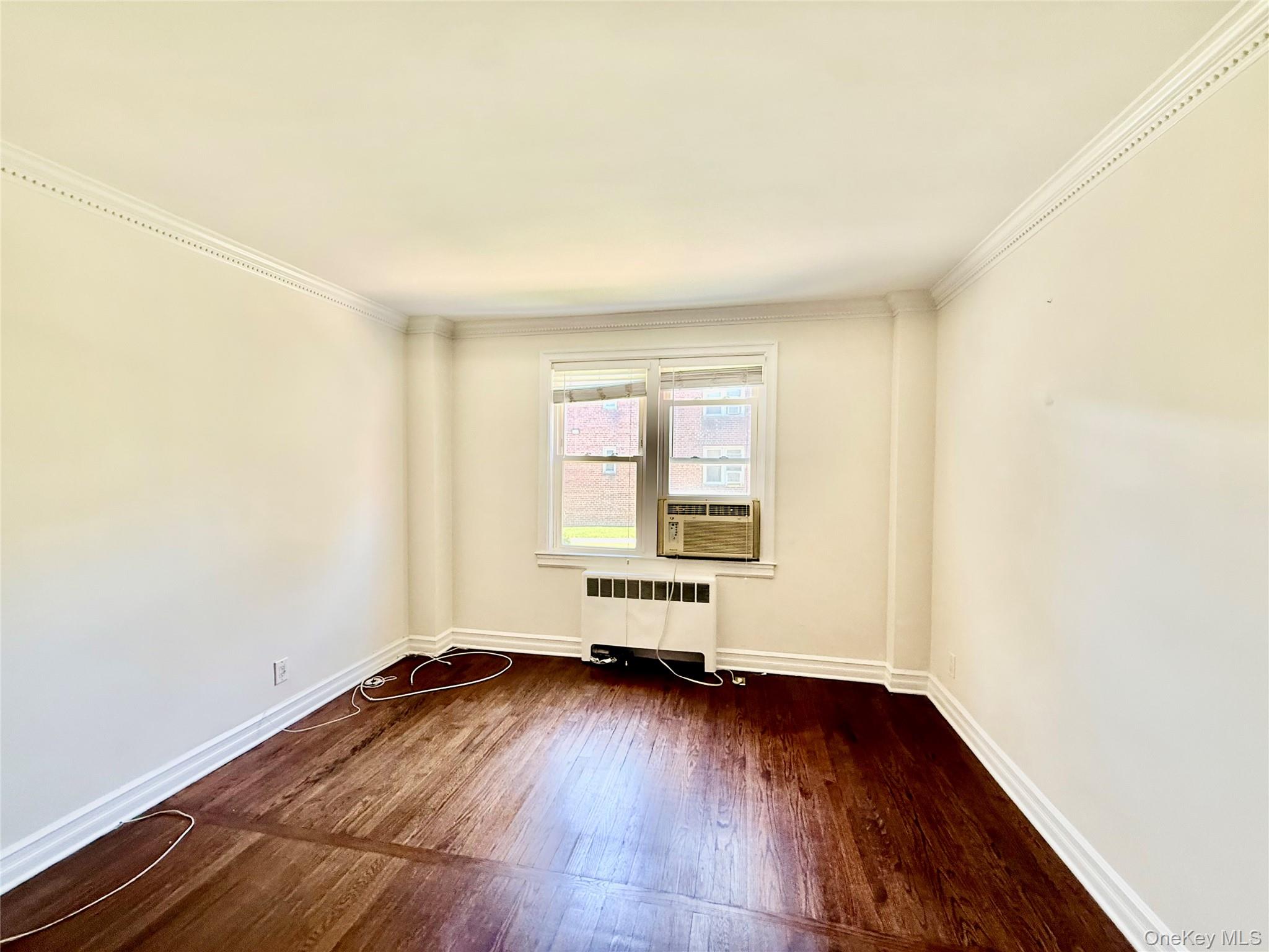 1555 Central Park Avenue H2 Property Photo 17