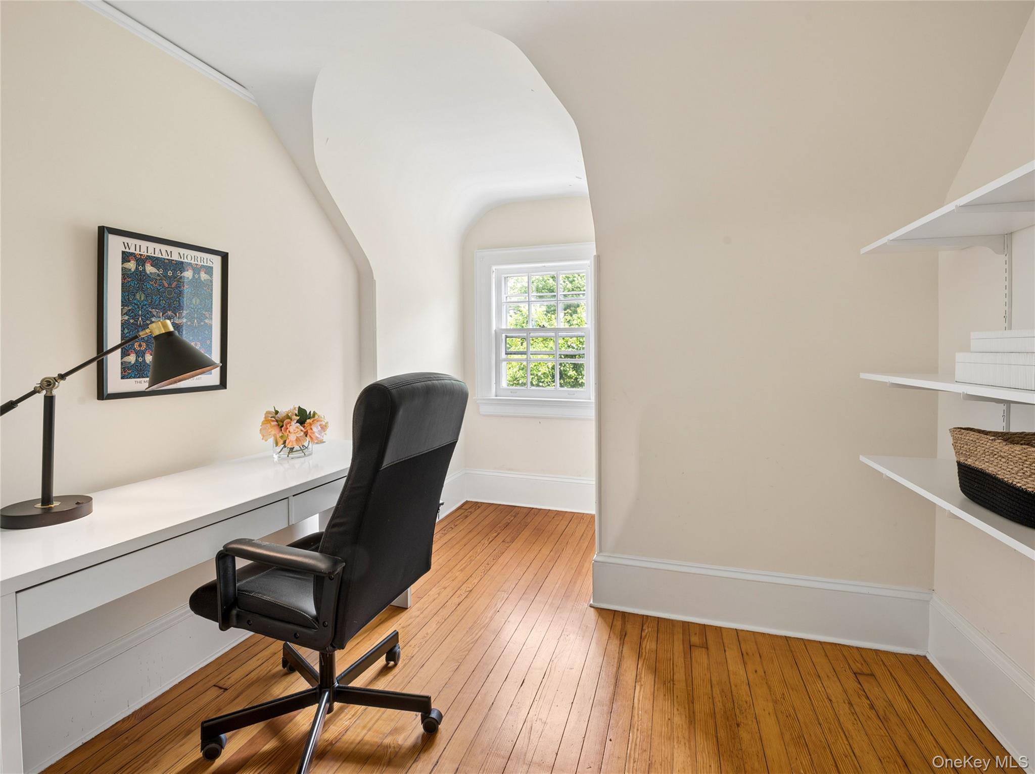 221 Highbrook Avenue Property Photo 22