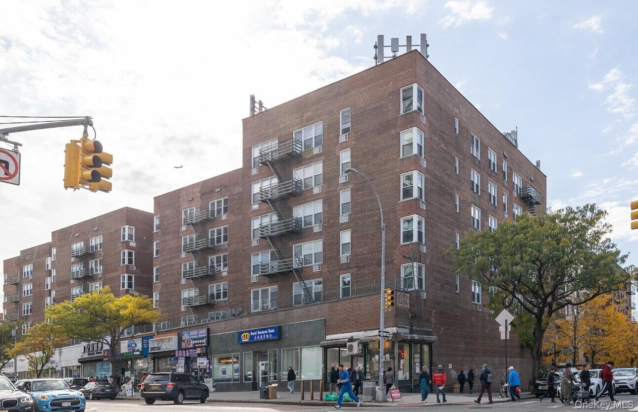 134-54 Maple Avenue 3FL Property Photo 1