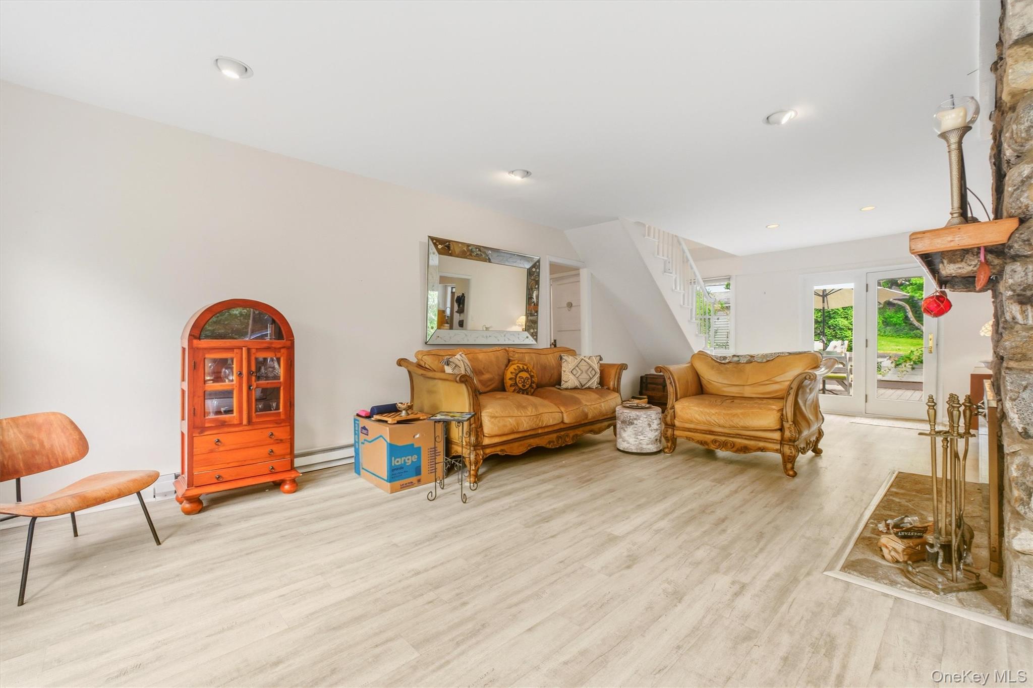 24 Tamarack Road Property Photo 5