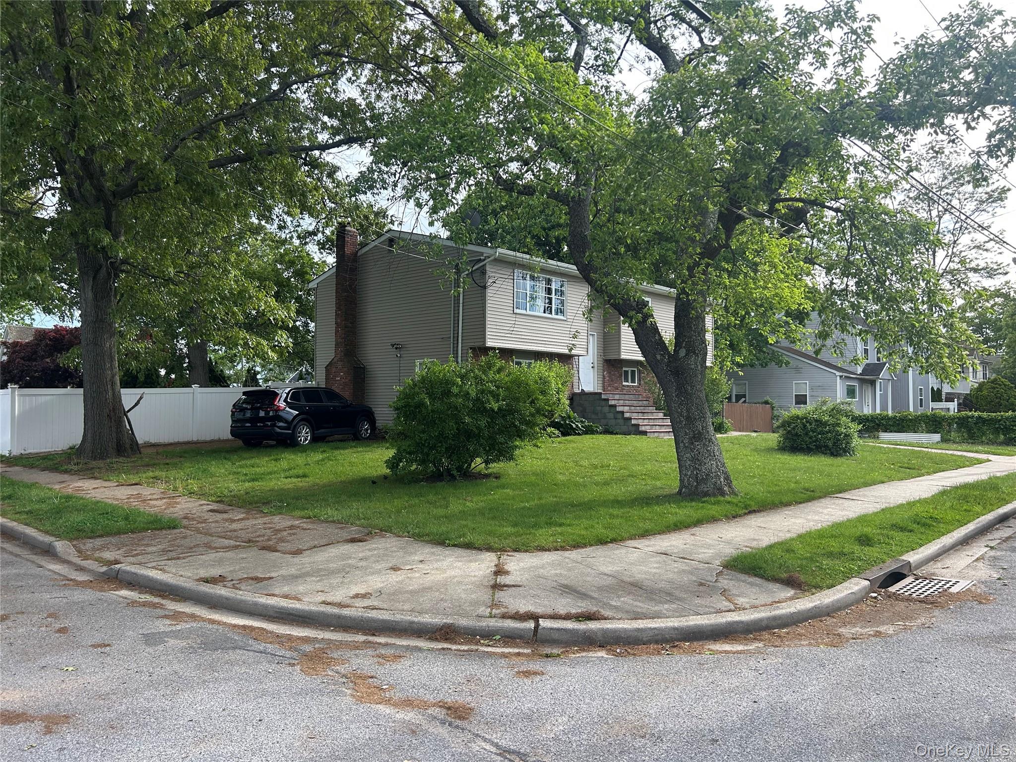 9 Oakley Street Property Photo 3