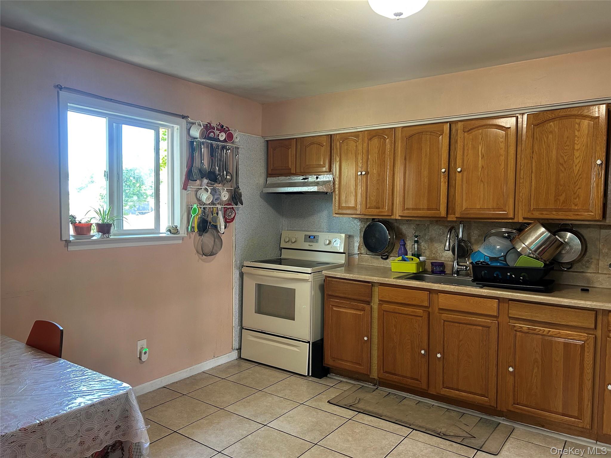 9 Oakley Street Property Photo 7