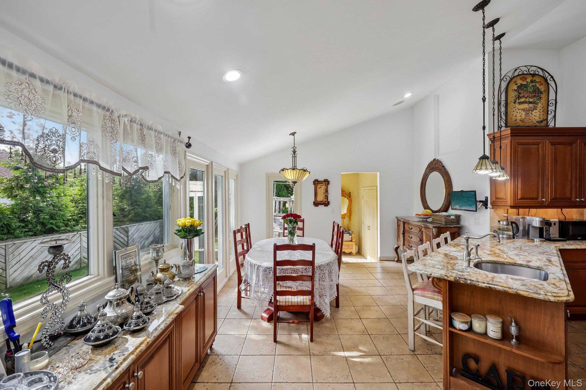 1304 Harbor Road Property Photo 11