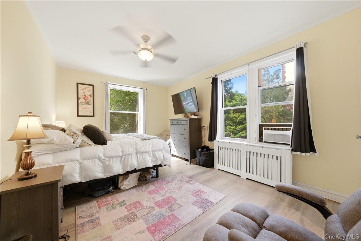 1468 Midland Avenue 1a Property Photo 7