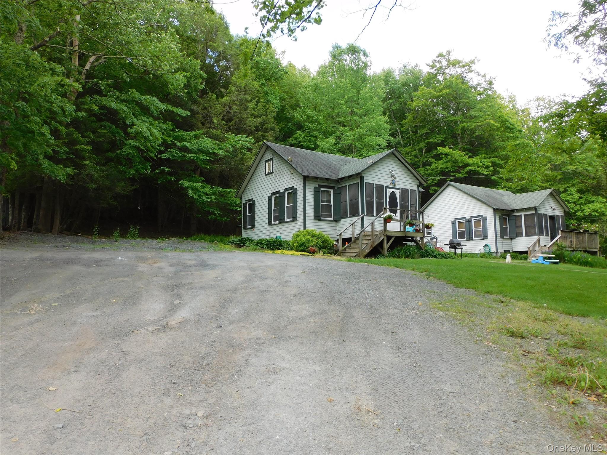 18 & 20 Church Road Property Photo 5