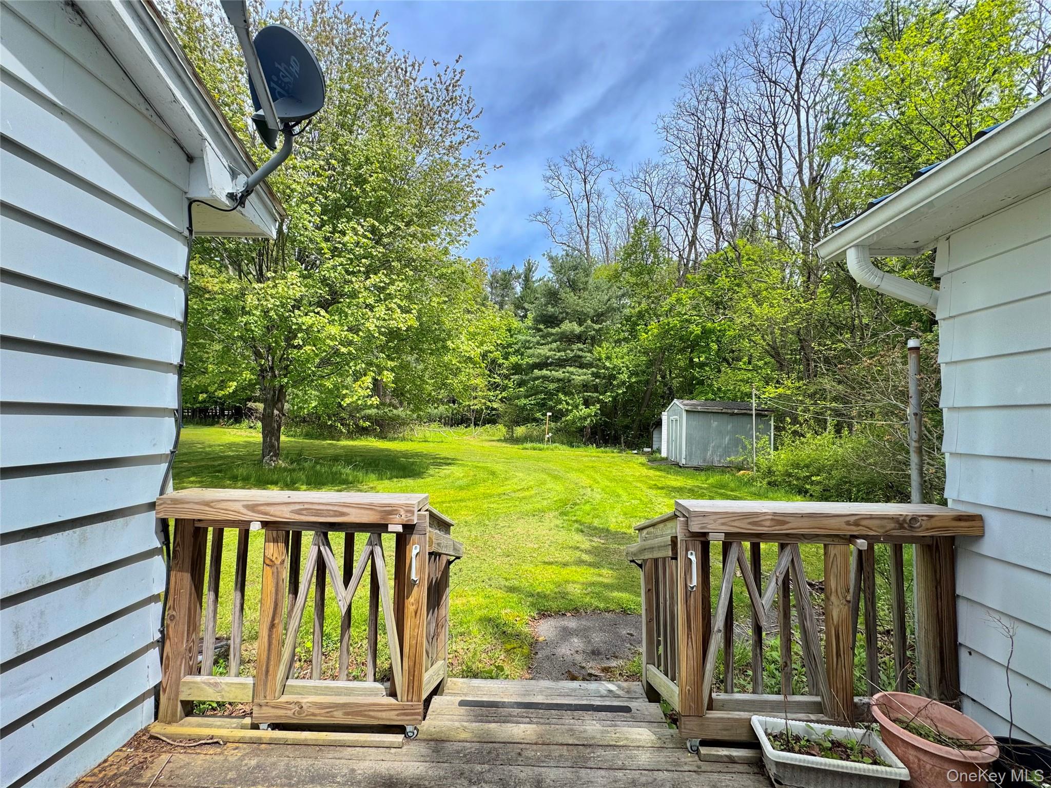 752 Old Route 23 Property Photo 3
