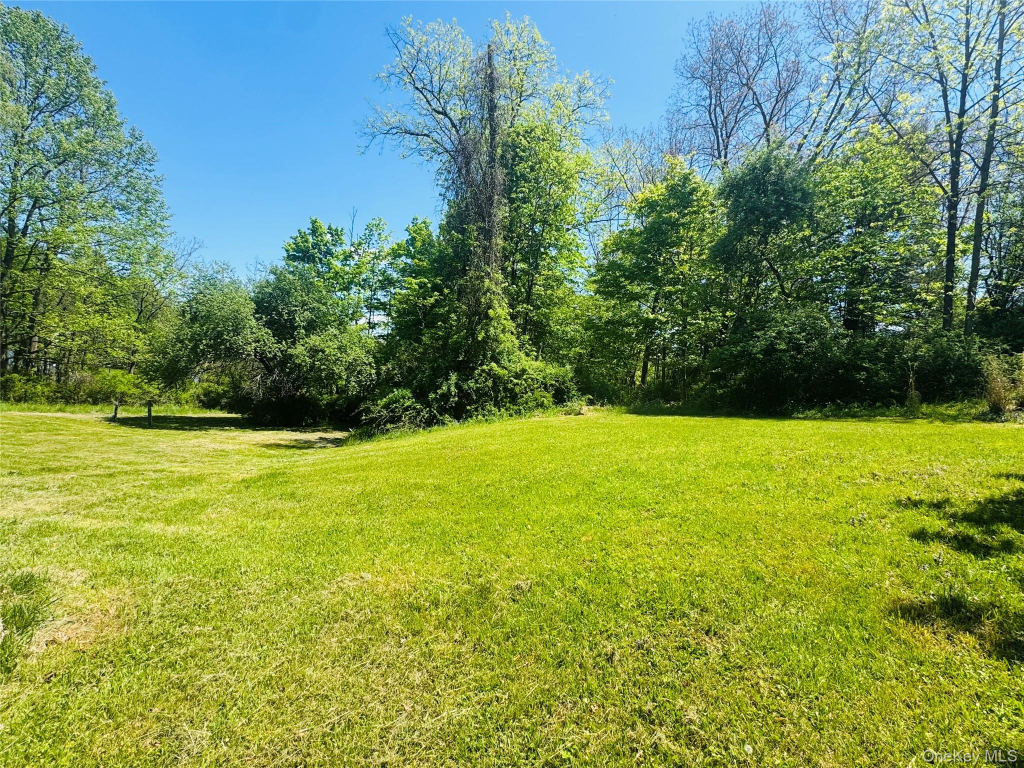 633 Winterton Road Property Photo 6