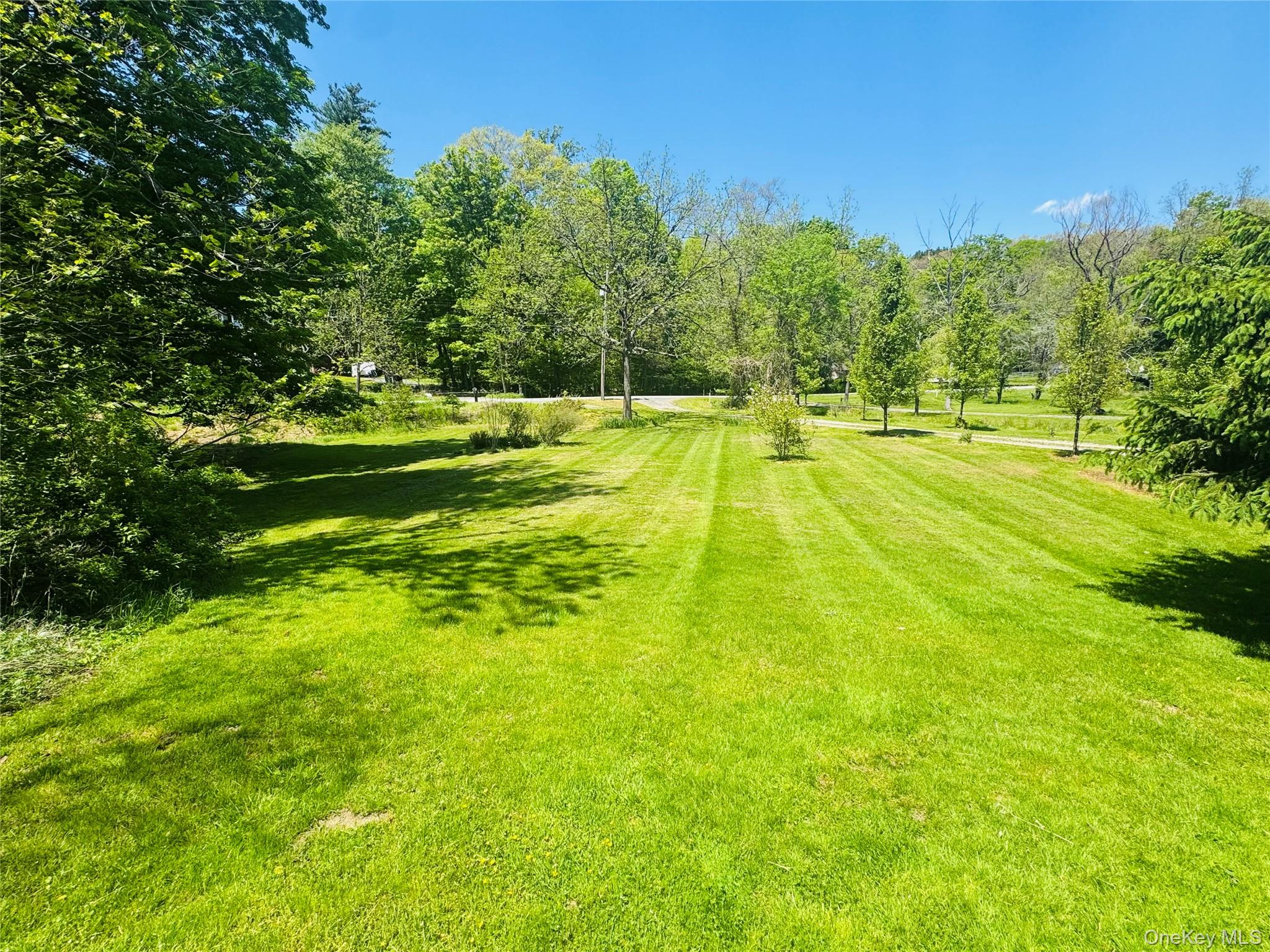 633 Winterton Road Property Photo 8