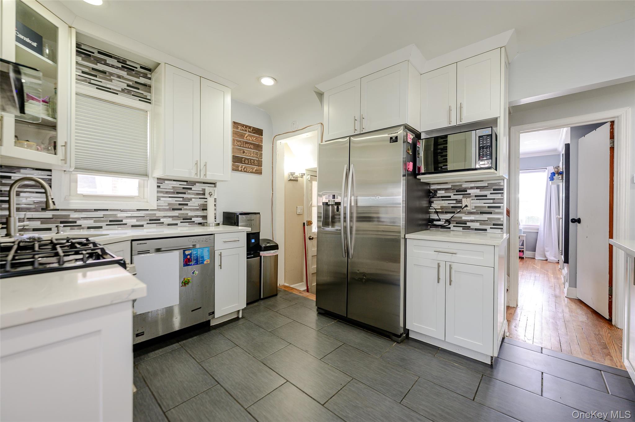 58 N Montgomery Street Property Photo 6