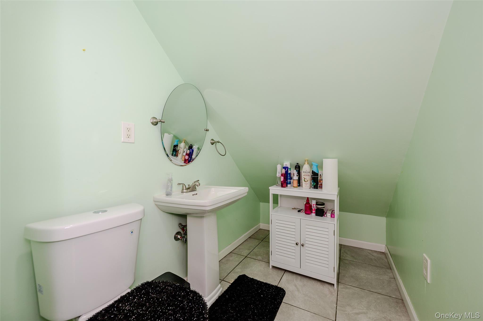 58 N Montgomery Street Property Photo 13