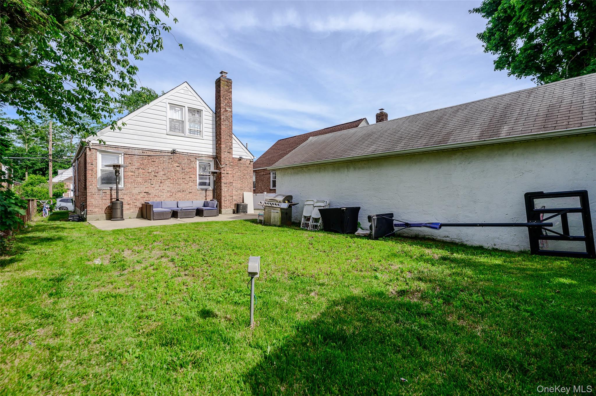 58 N Montgomery Street Property Photo 16