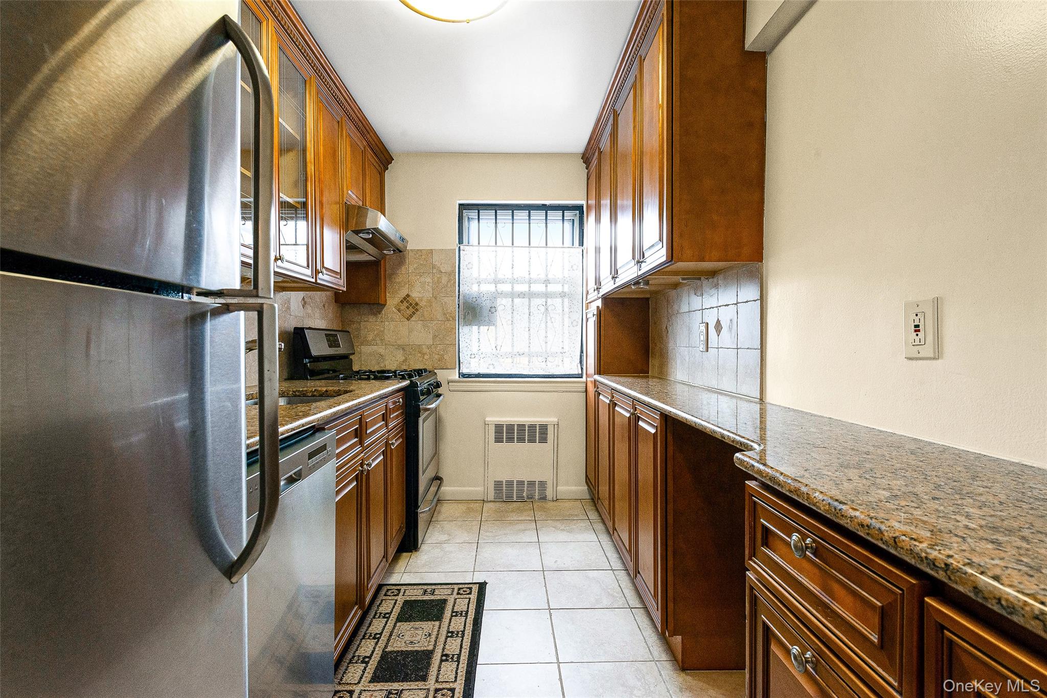 73-44 Austin Street 5/s Property Photo 6