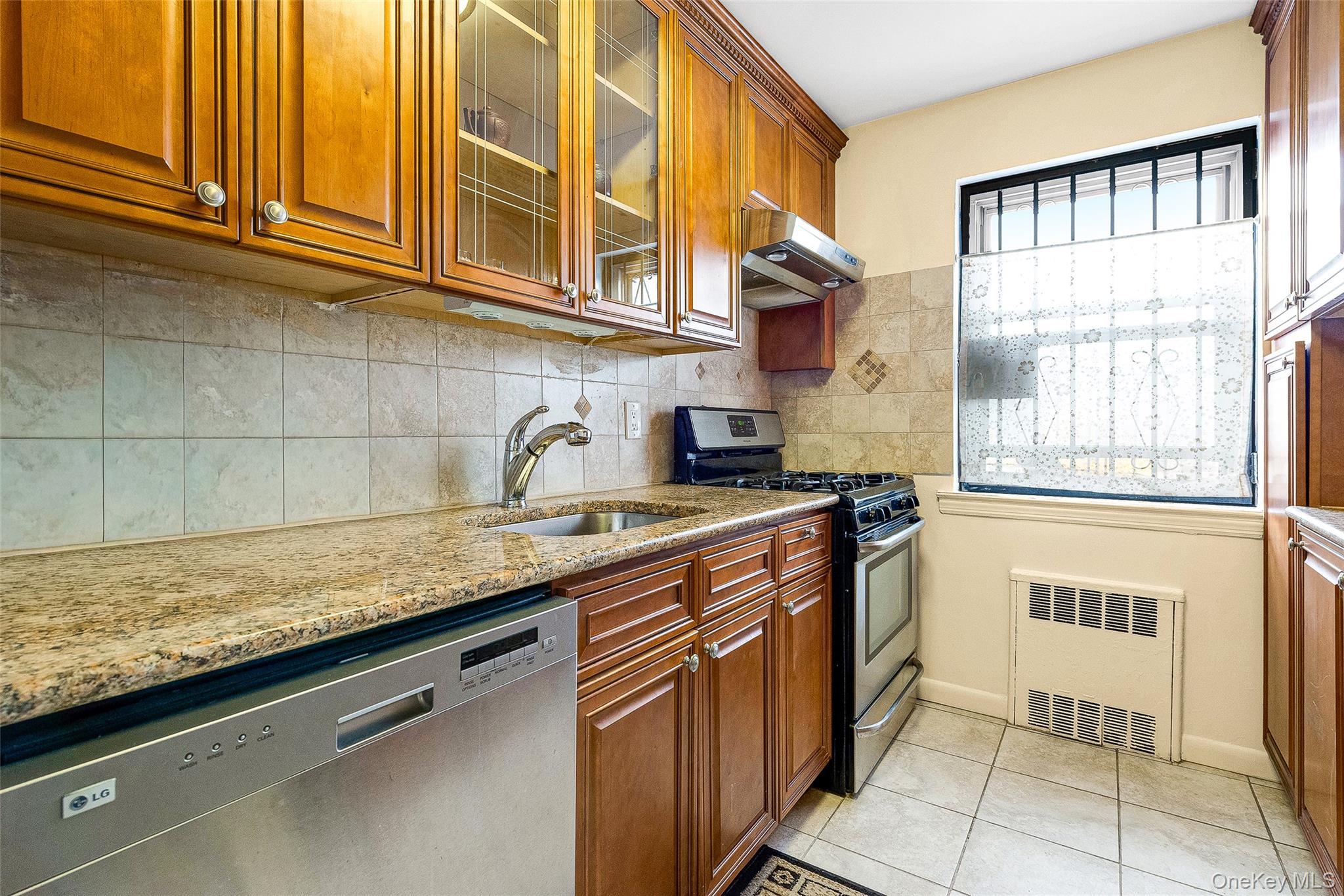 73-44 Austin Street 5/s Property Photo 7