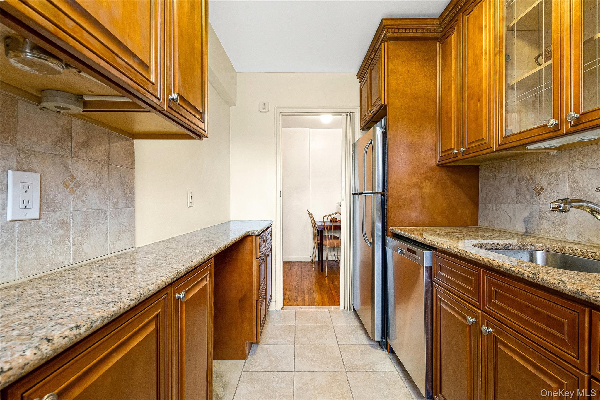 73-44 Austin Street 5/s Property Photo 8