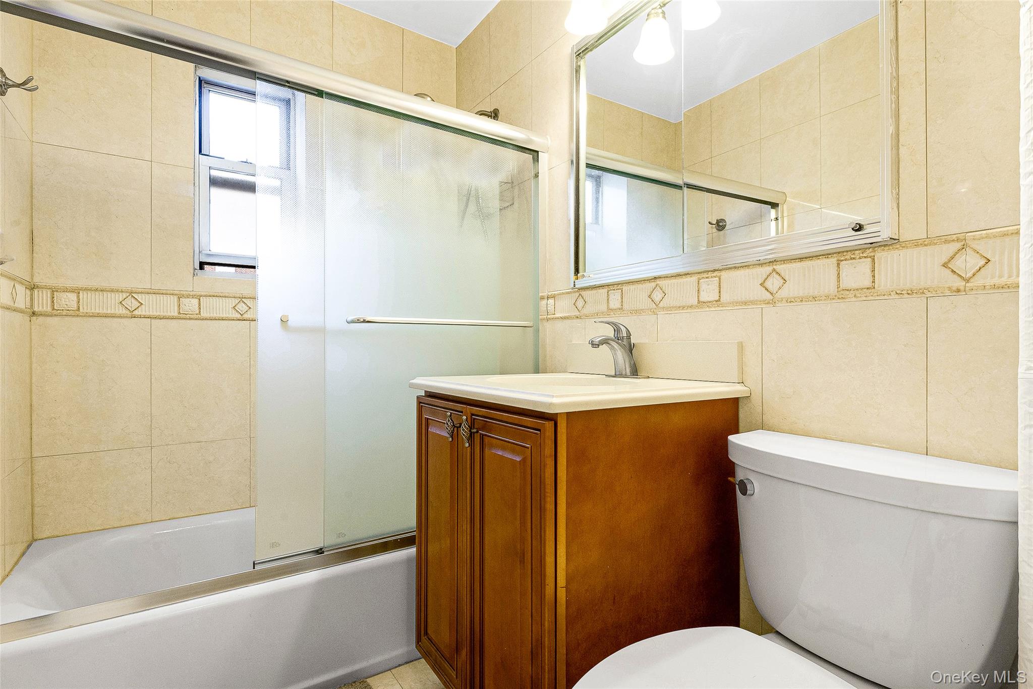 73-44 Austin Street 5/s Property Photo 16