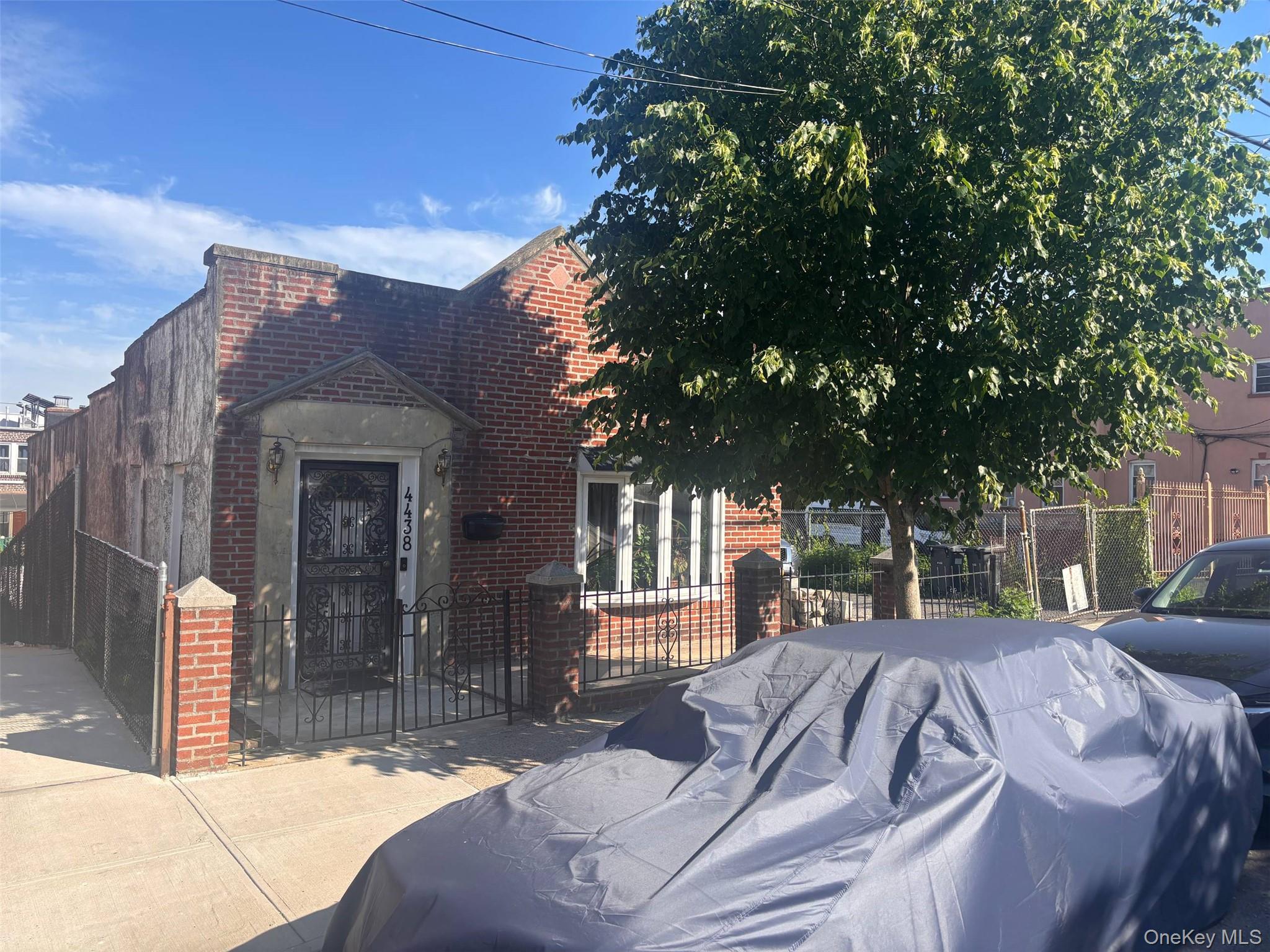 4438 Furman Avenue Property Photo 1