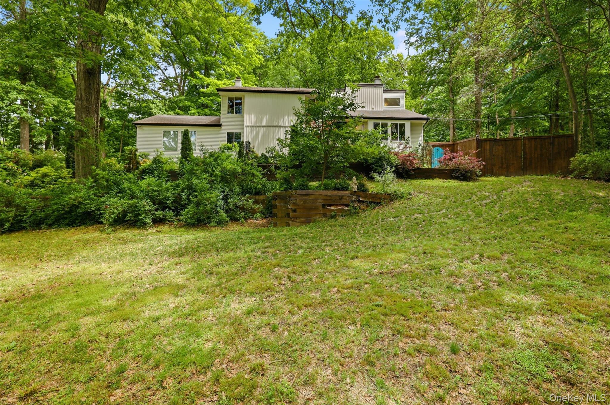 62 Old Sylvan Lake Property Photo 38