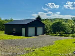 884 Camby Road Property Photo 7