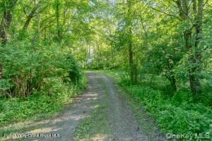 884 Camby Road Property Photo 29