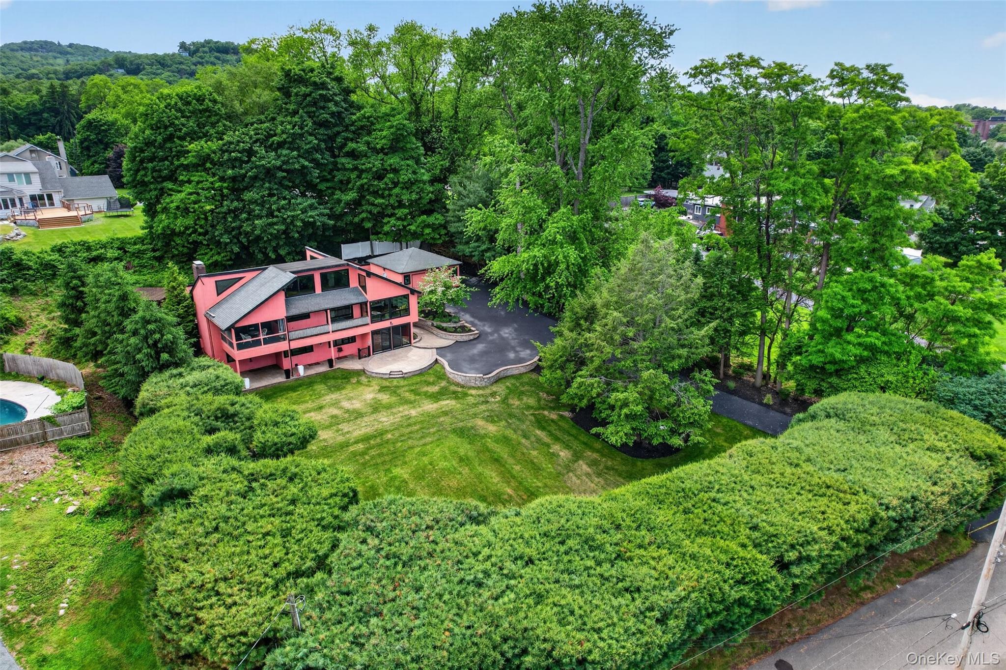 4 Grandview Avenue Property Photo 3