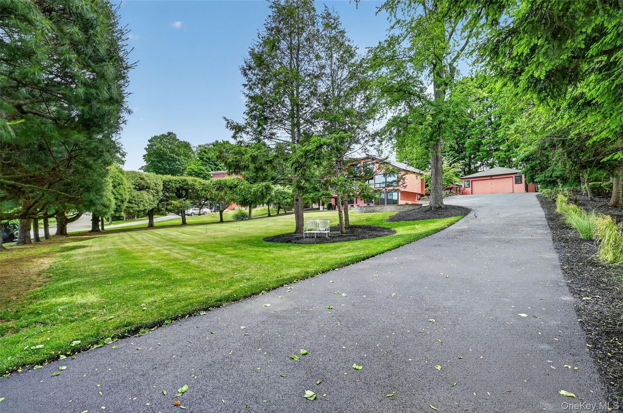 4 Grandview Avenue Property Photo 8