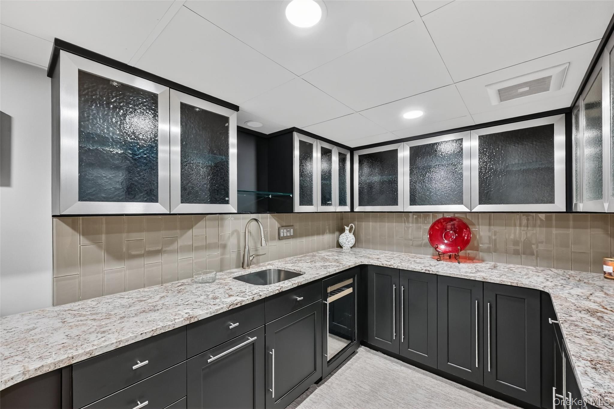4 Grandview Avenue Property Photo 34