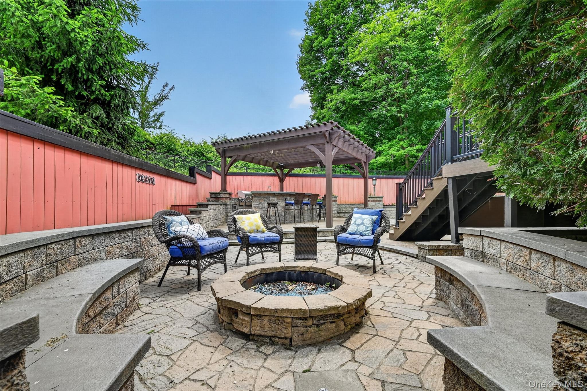 4 Grandview Avenue Property Photo 44