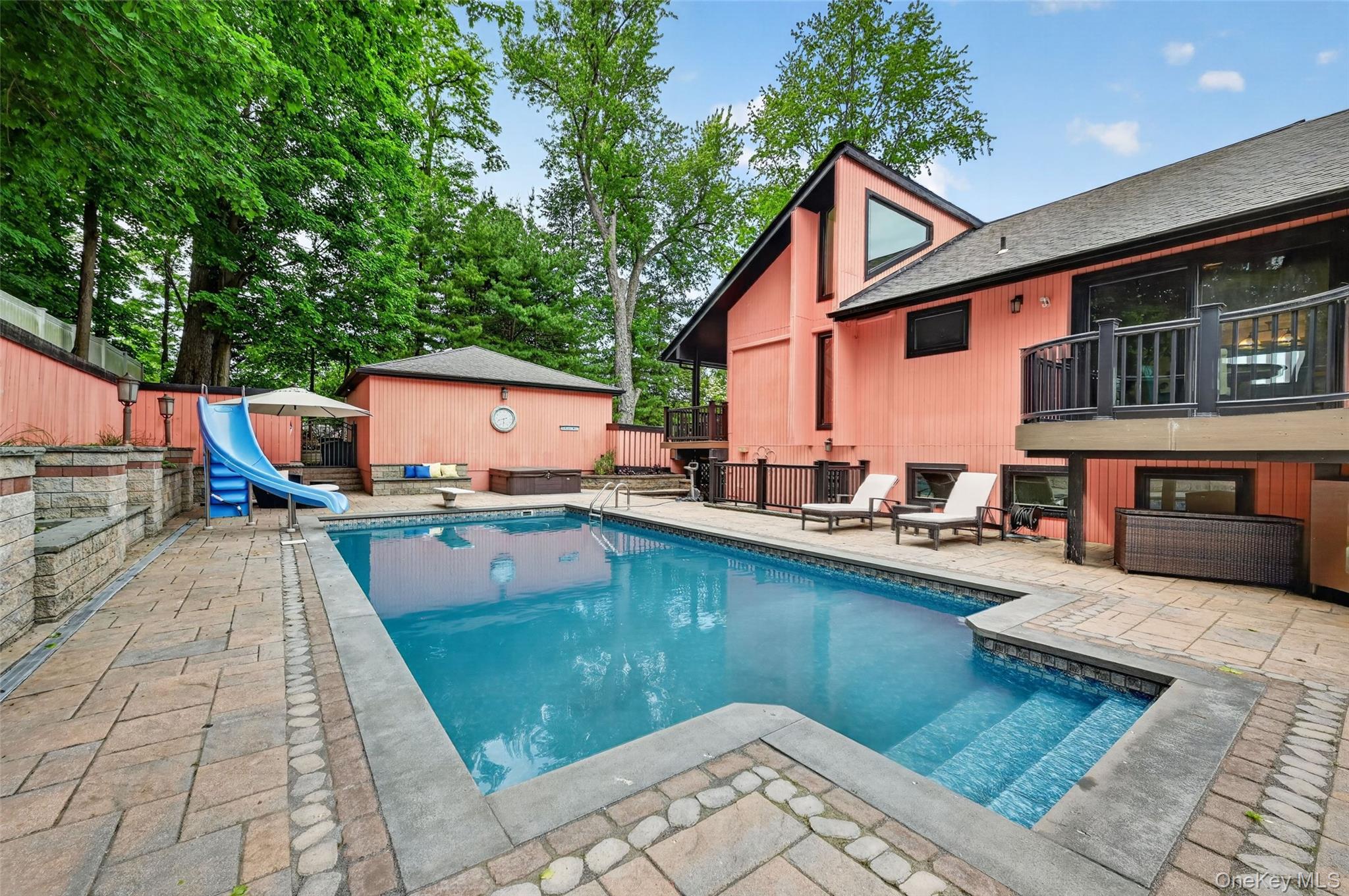 4 Grandview Avenue Property Photo 45