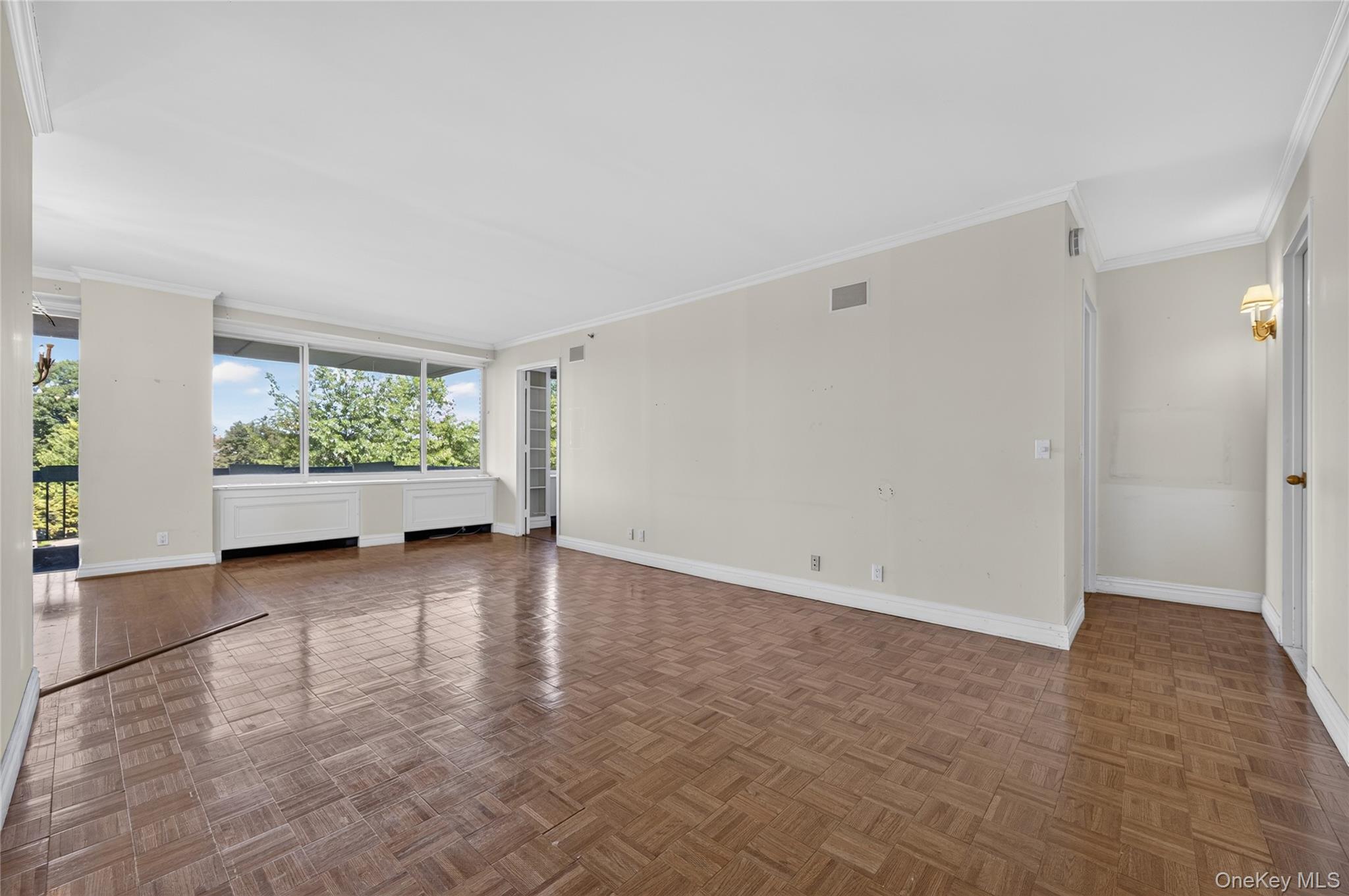 111 Cherry Valley Avenue 304 Property Photo 6