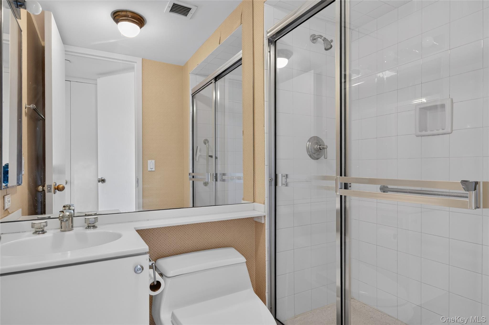 111 Cherry Valley Avenue 304 Property Photo 30
