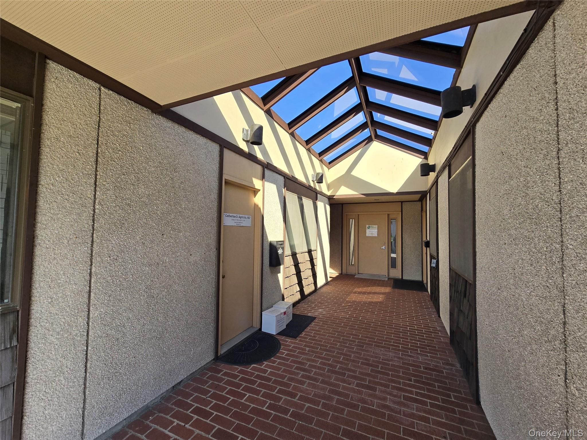347 Fullerton Avenue Property Photo 4