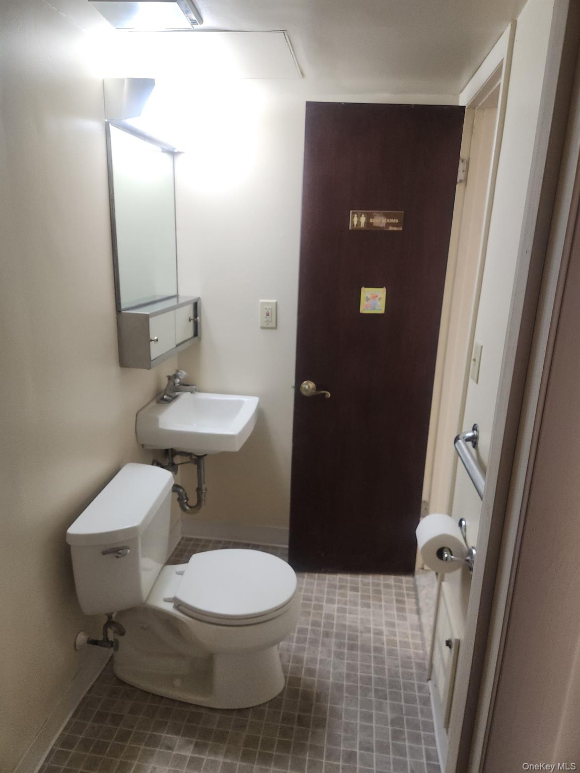 347 Fullerton Avenue Property Photo 14