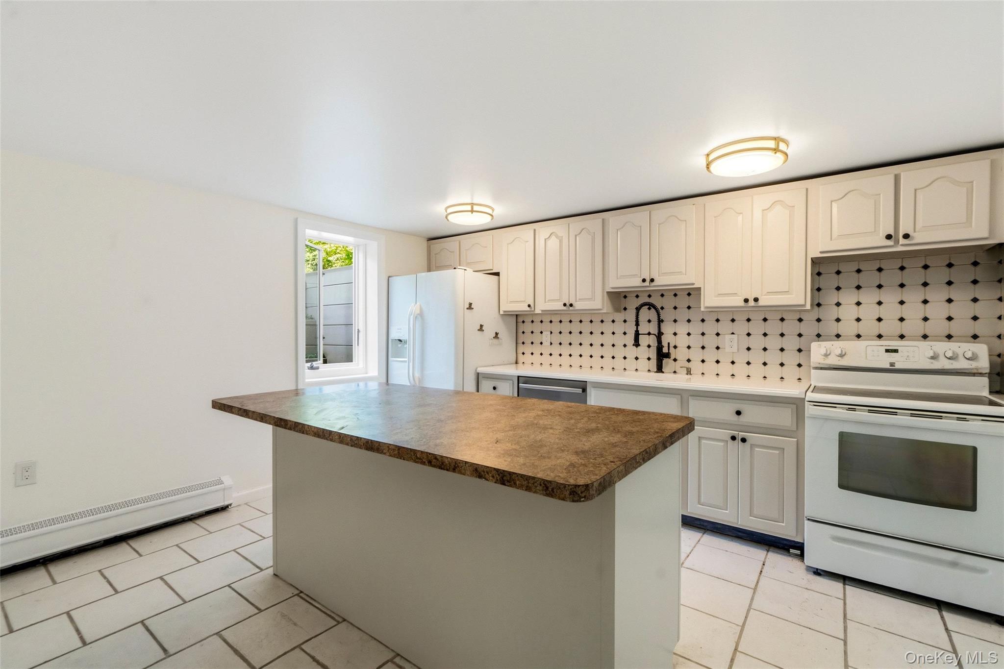 280 Holbrook Road Property Photo 24