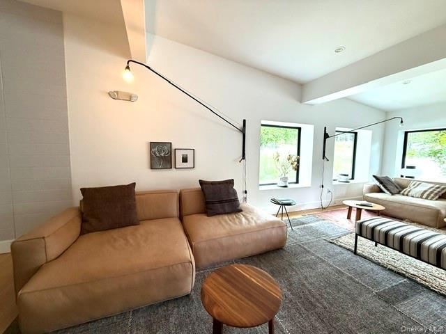 6 Beaver Brook Road Property Photo 8