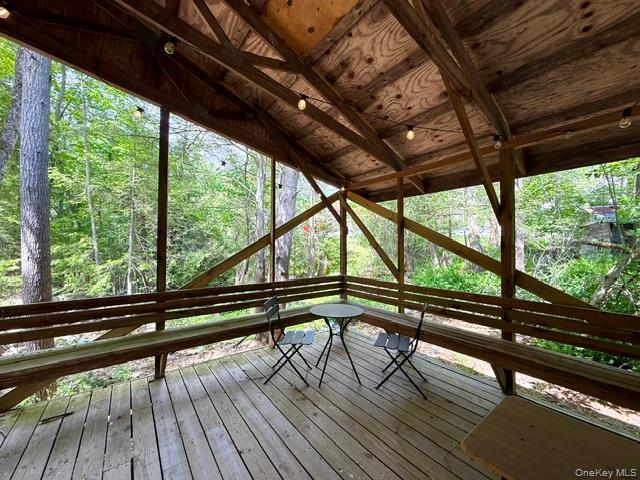 6 Beaver Brook Road Property Photo 14