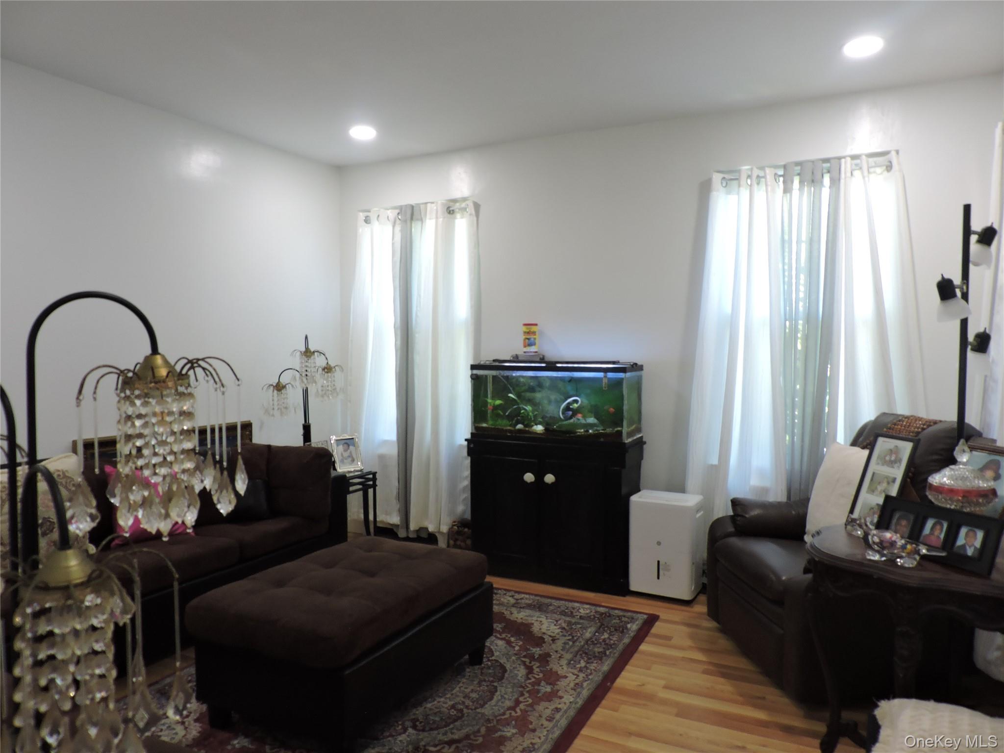 311 Beach 17 Property Photo 3