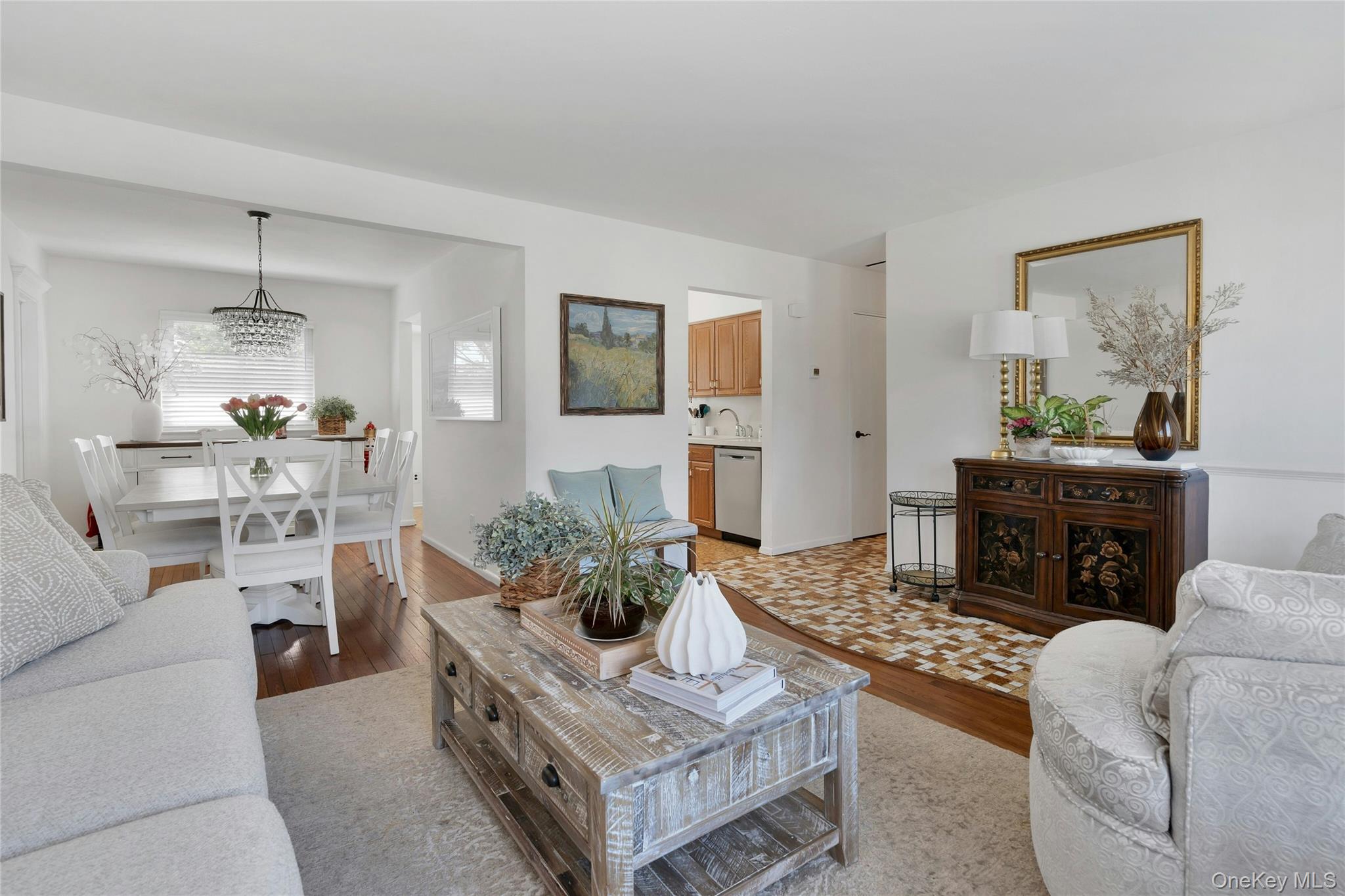 205 Villa Avenue Property Photo 4