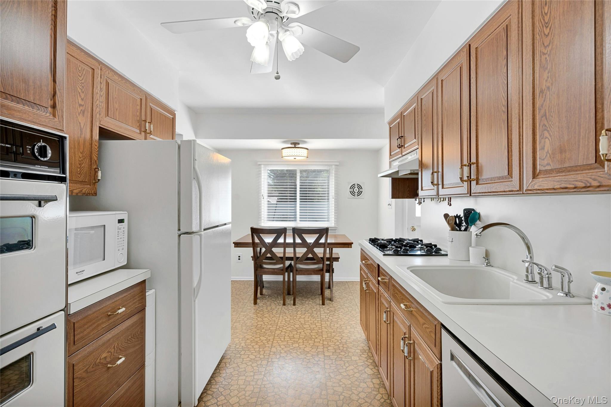 205 Villa Avenue Property Photo 6