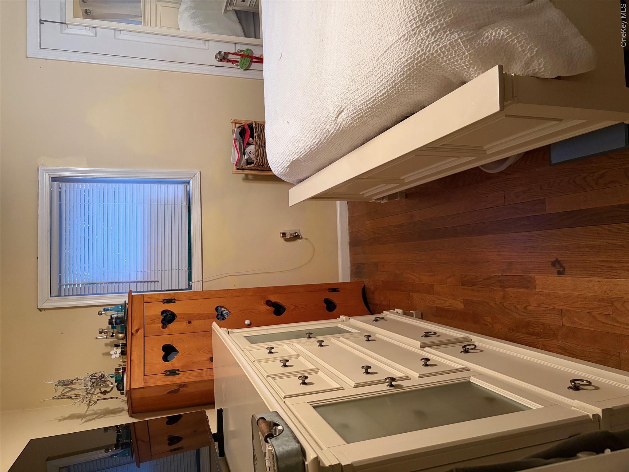 8 Johnson Place A Property Photo 7