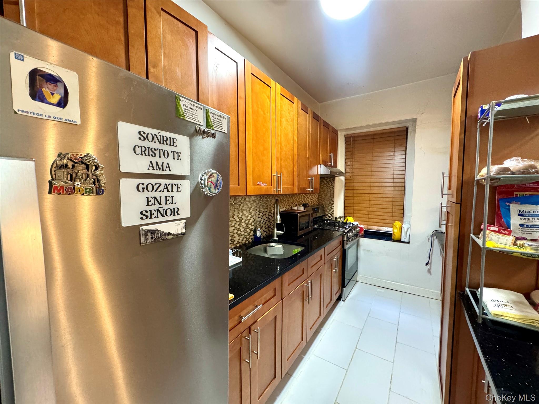 37-21 80th Street 1r Property Photo 4