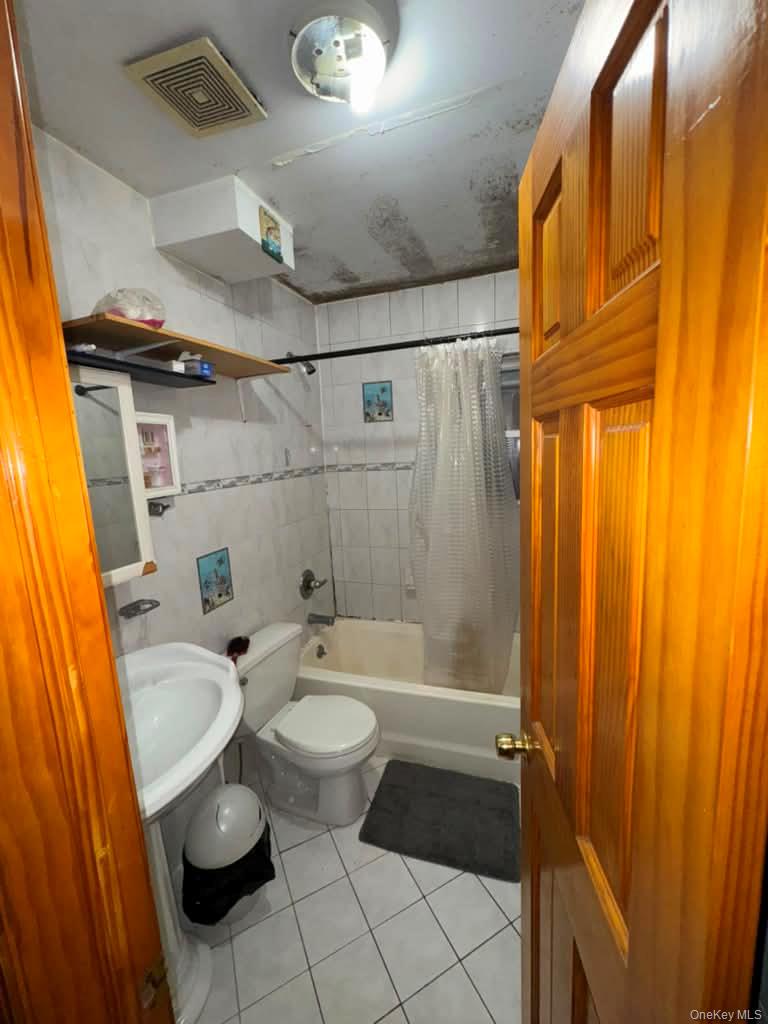 2521 94th Street 1 Property Photo 11