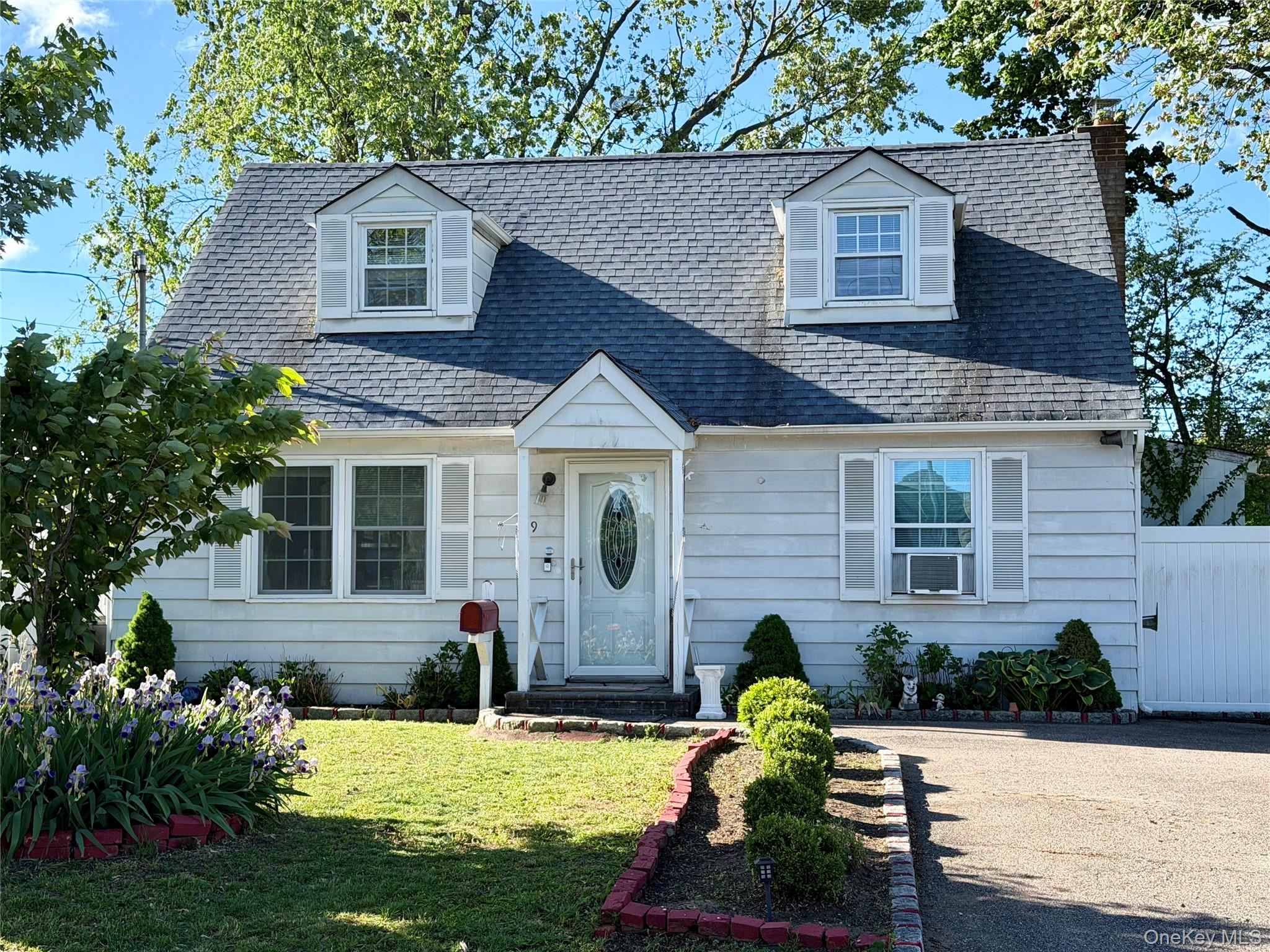 19 3rd Street Property Photo 3