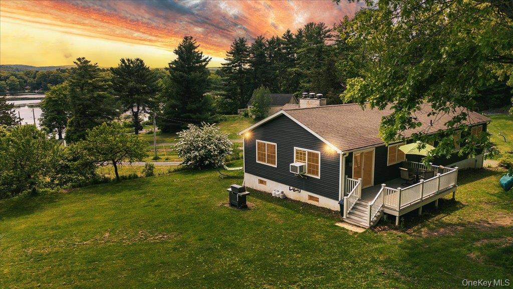 553 Lake Road Property Photo 15