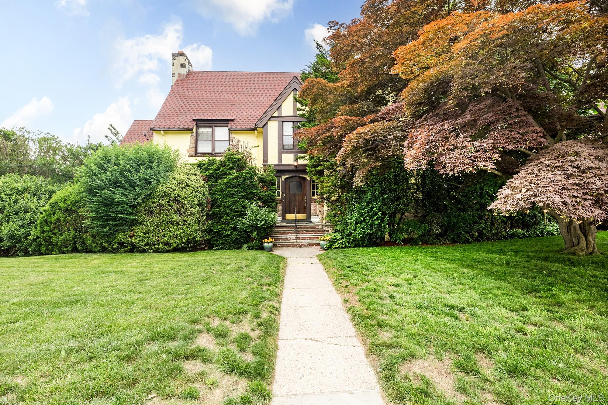 26 Glen Avenue Property Photo 2