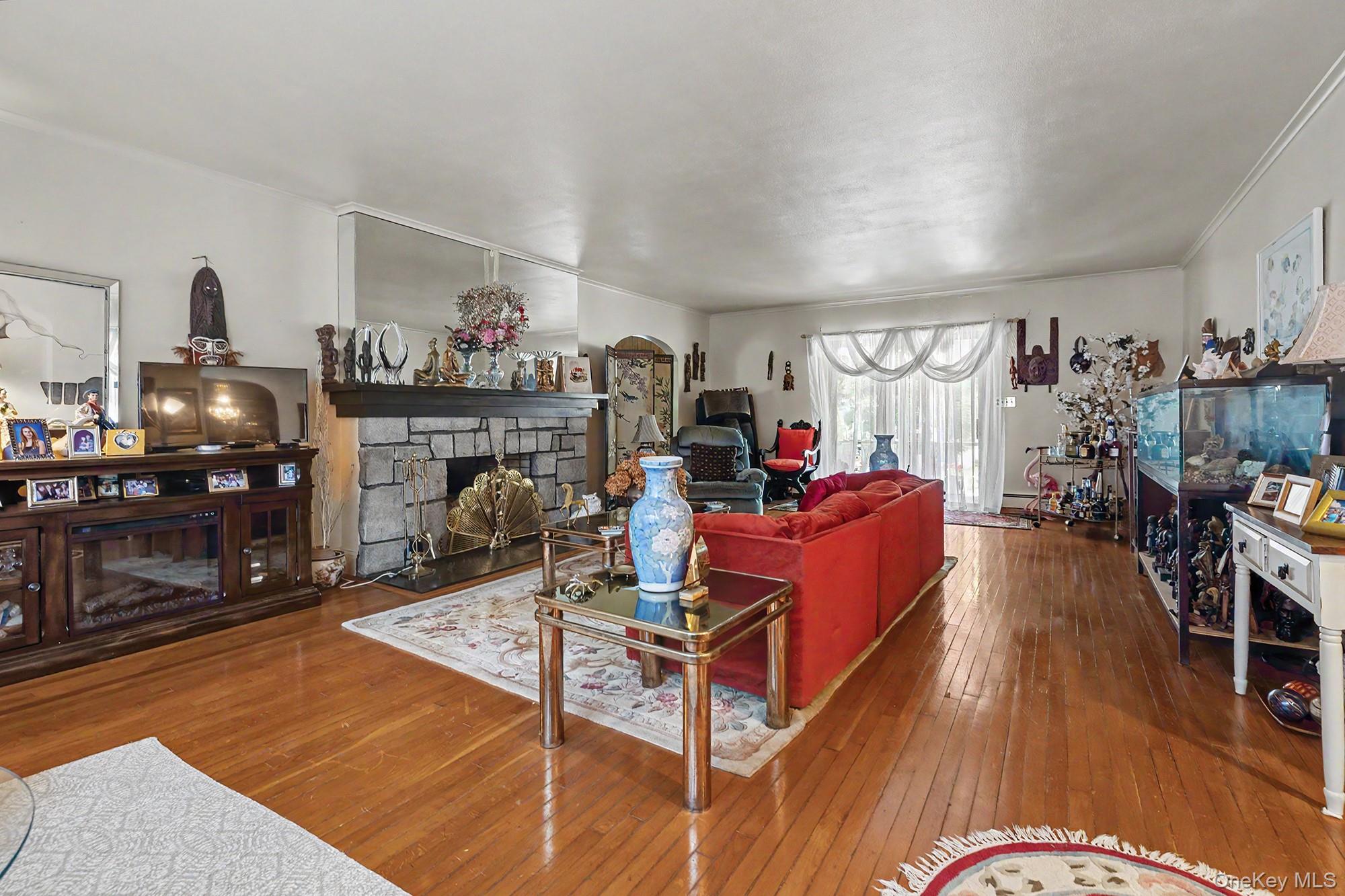 26 Glen Avenue Property Photo 9