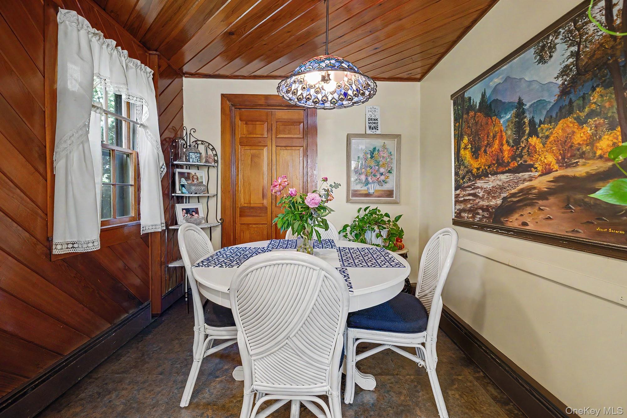 26 Glen Avenue Property Photo 14