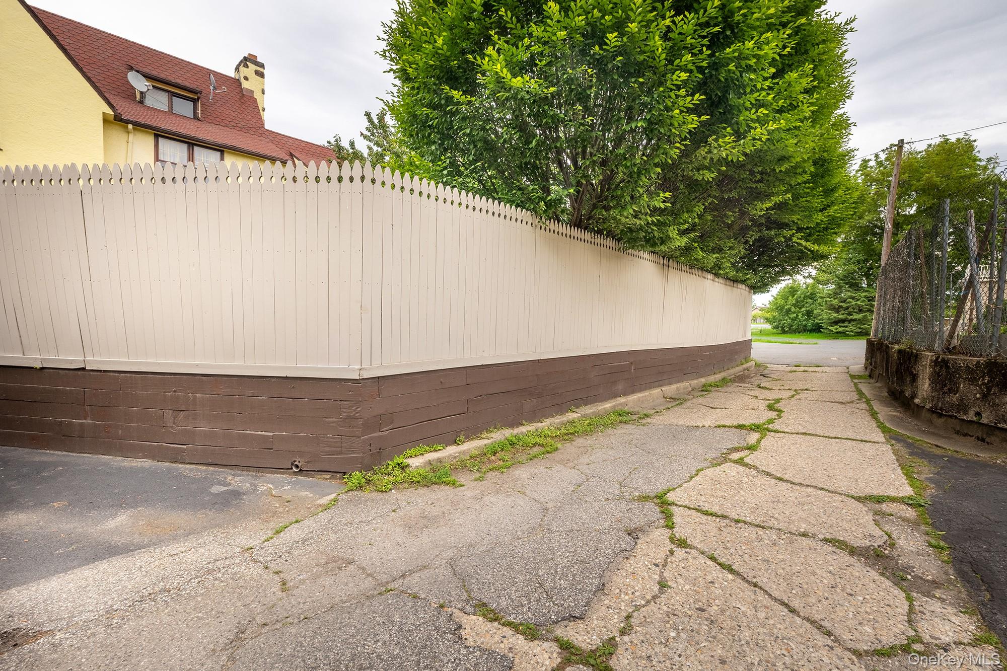 26 Glen Avenue Property Photo 42